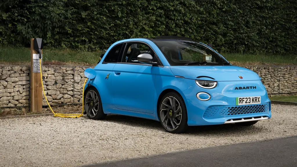 Abarth 500 114kW 42.2kWh 2dr Auto