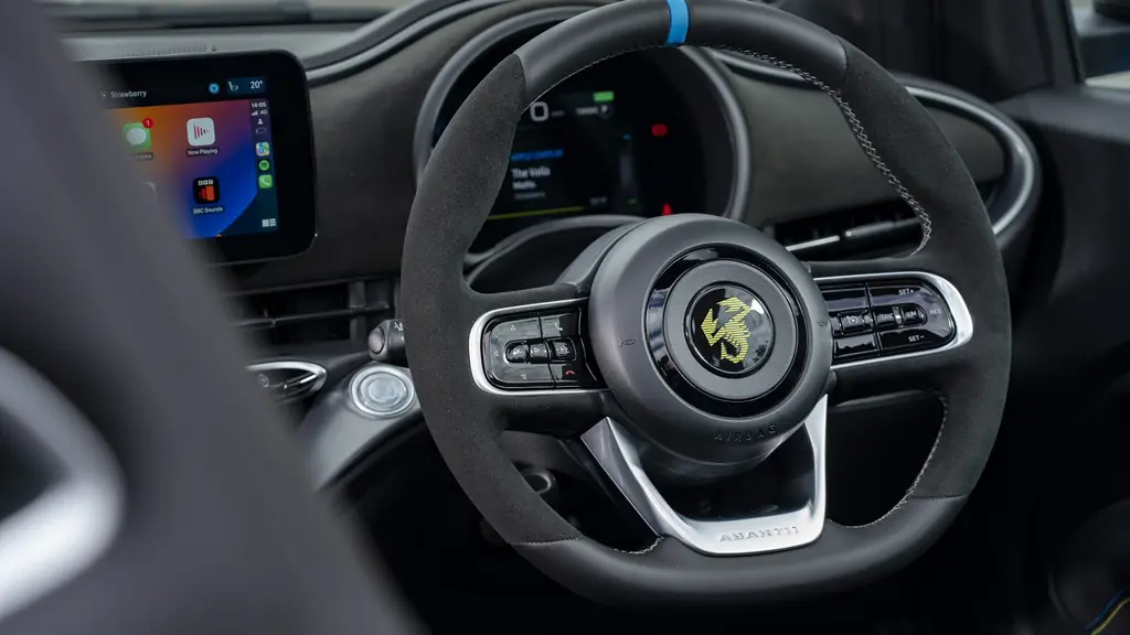 Abarth 500 114kW 42.2kWh 2dr Auto