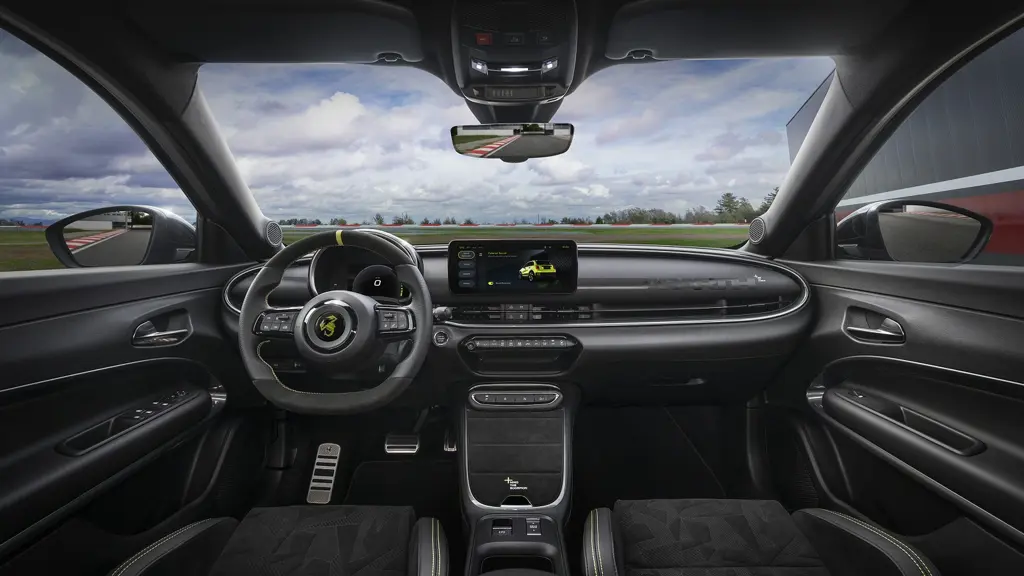 Abarth 600 207kW Competizione 54kWh 5dr Auto