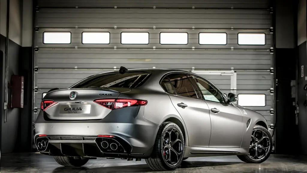 Alfa Romeo Giulia 2.9 V6 BiTurbo Quadrifoglio Collezione 4dr Auto