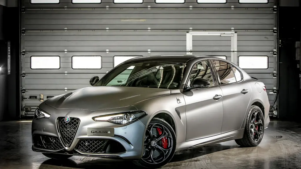 Alfa Romeo Giulia 2.9 V6 BiTurbo Quadrifoglio Collezione 4dr Auto