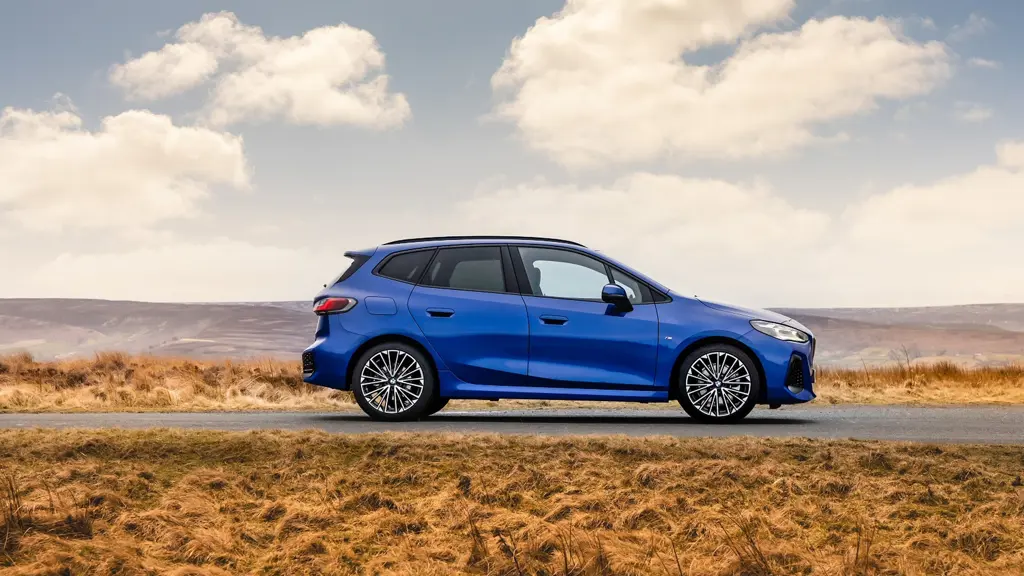 BMW 2 Series 220i MHT M Sport 5dr DCT Tech Plus Pack