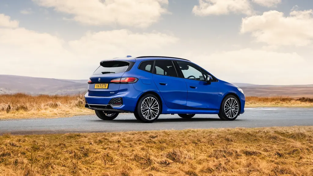 BMW 2 Series 220i MHT M Sport 5dr DCT Tech Plus Pack