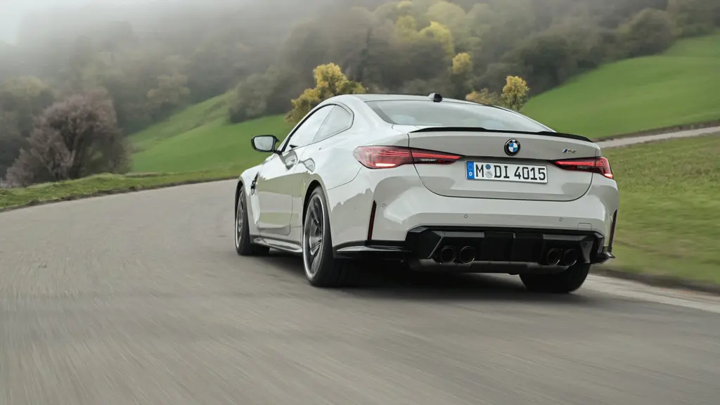 BMW M4 M4 xDrive 530 Competition M 2dr Step Auto