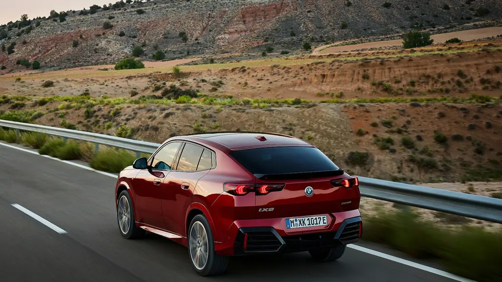 BMW ix2 150kW eDrive20 Shadow Edition 65kWh 5dr Auto