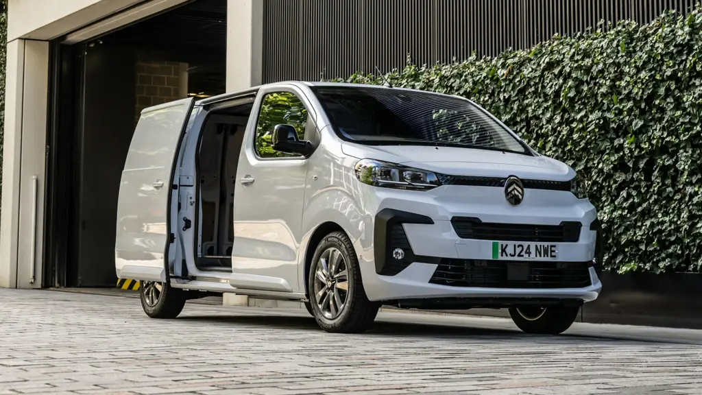 Citroen Dispatch M Diesel 1.5 D 120PS Van Enterprise