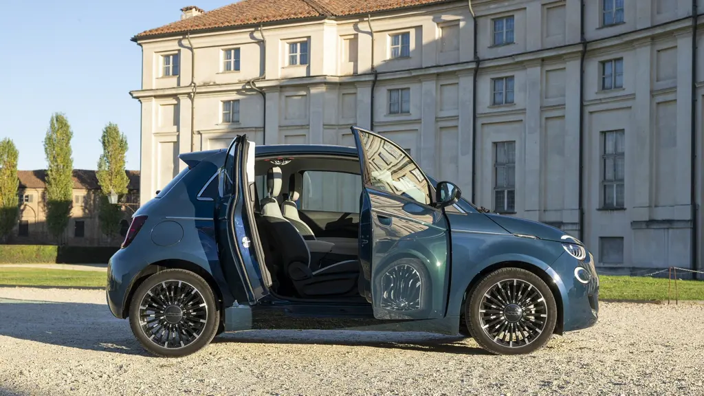 Fiat 500 1.0 Mild Hybrid Icon 2dr