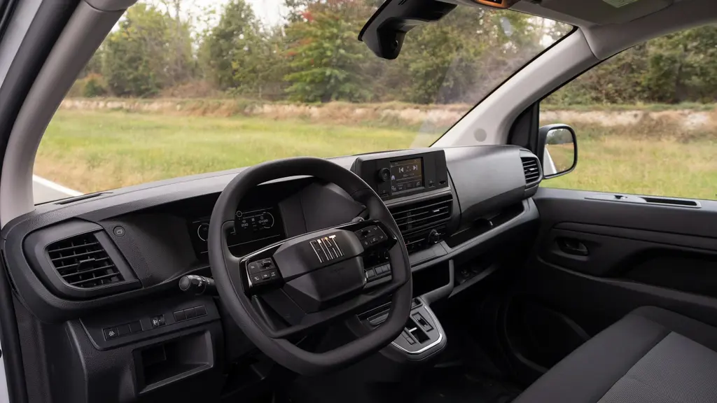 Fiat Scudo E- M 100KW 75KWH Primo Crew Van Auto
