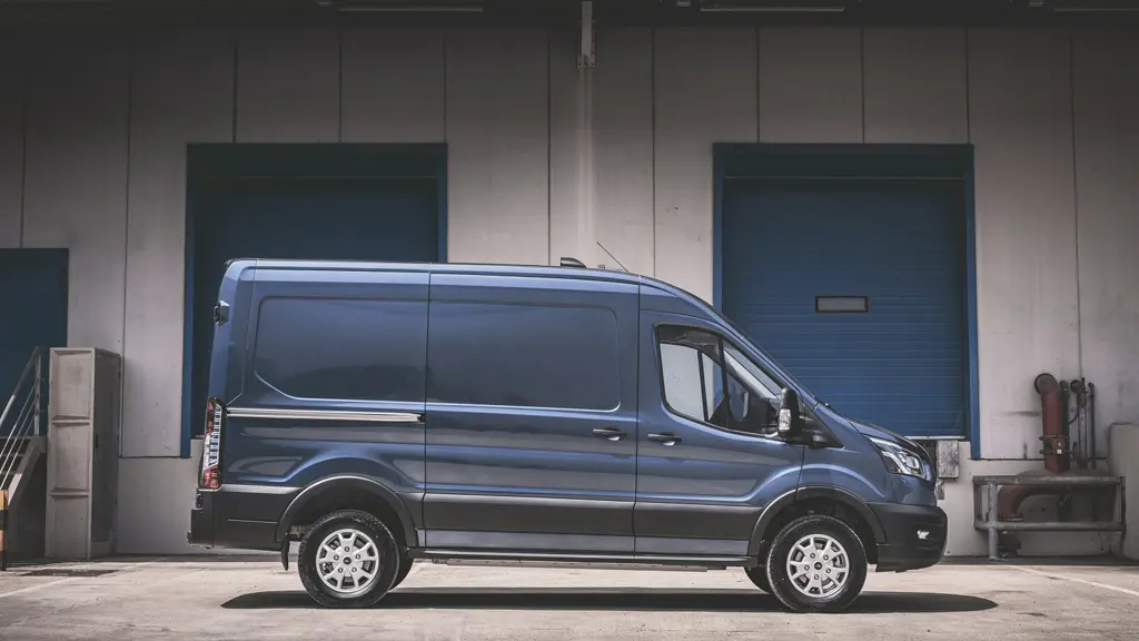 Ford Transit E- 425 L2 RWD 198KW 68KWH H2 Trend Van Auto NAV