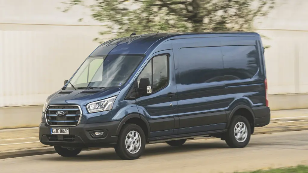 Ford Transit E- 425 L2 RWD 198KW 68KWH H2 Trend Van Auto NAV