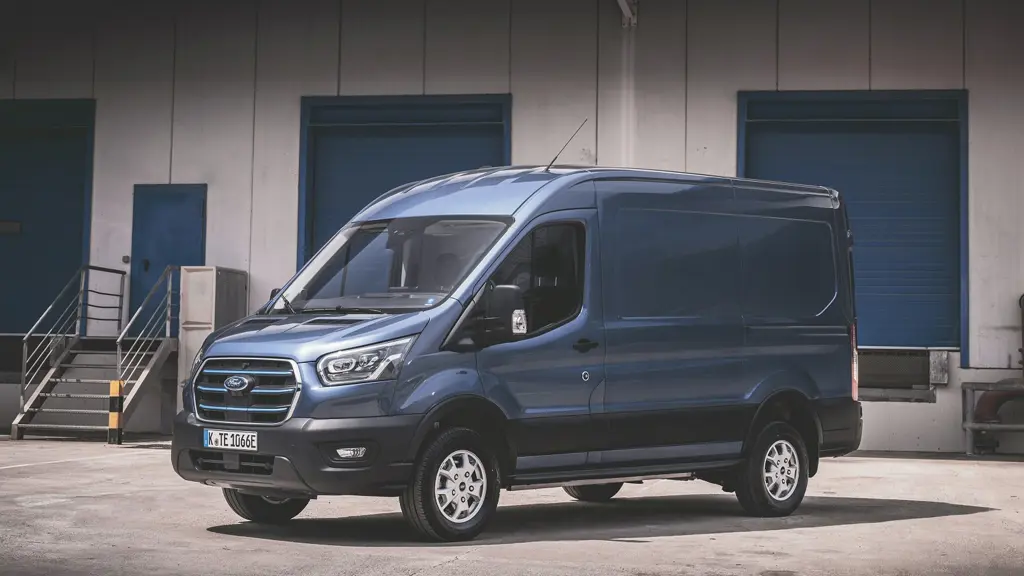 Ford Transit E- 425 L2 RWD 198KW 68KWH H2 Trend Van Auto NAV