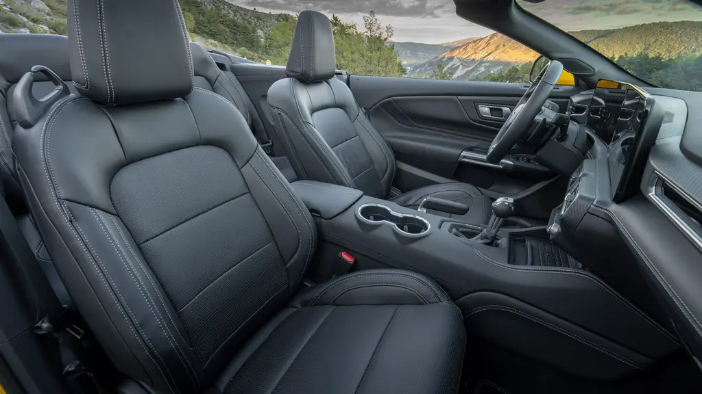 Ford Mustang 5.0 V8 GT 2dr Auto