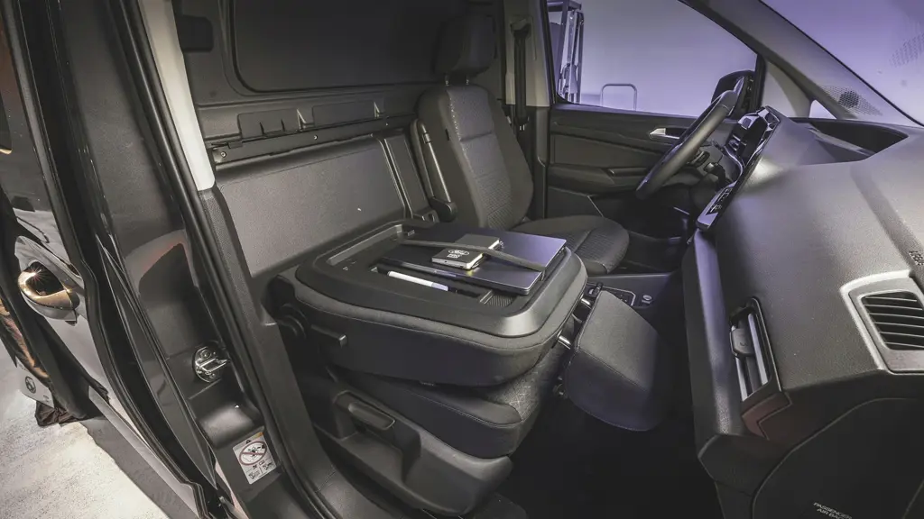 Ford Transit Connect 240 L1 Petrol 1.5 Ecoboost Phev 150 Limited Van Auto