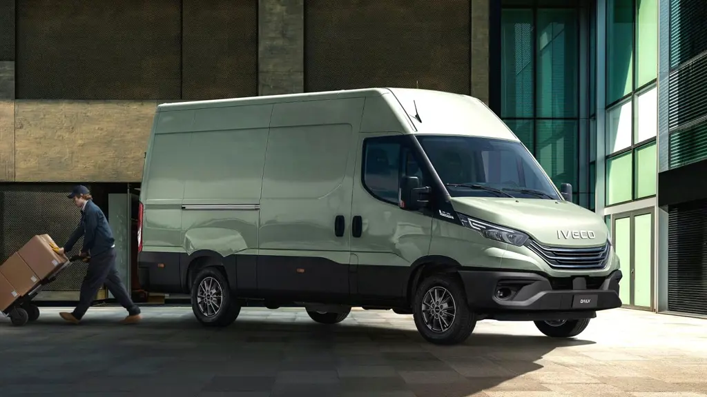 Iveco Daily 35C12 Diesel 2.3 Crew CAB Dropside 3750 WB