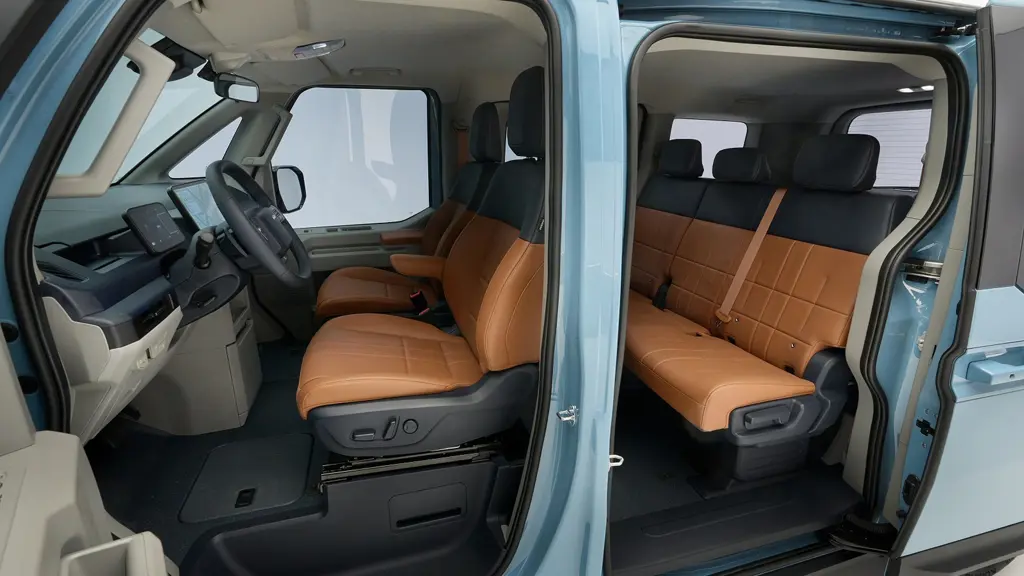 Kia PV5 120kW Essential Long Range 71kWh 5dr Auto
