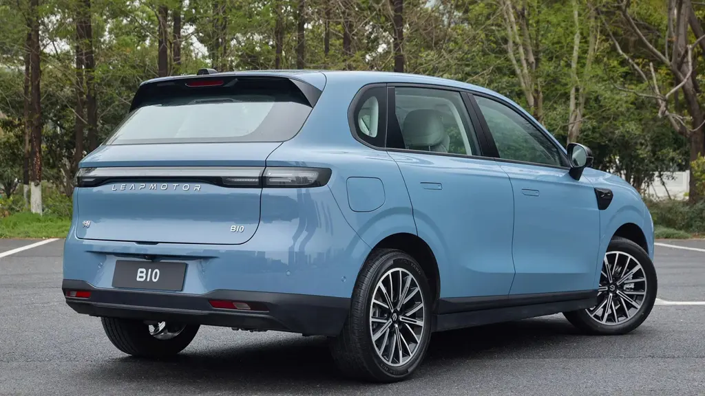 LEAPMOTOR B10 160kW 70kWh 5dr Auto