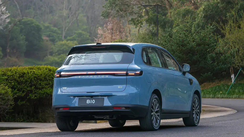LEAPMOTOR B10 160kW 70kWh 5dr Auto