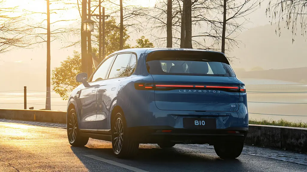 LEAPMOTOR B10 160kW 70kWh 5dr Auto
