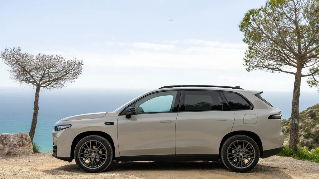 LEAPMOTOR C10 158kW Hybrid EV 28kWh 5dr Auto