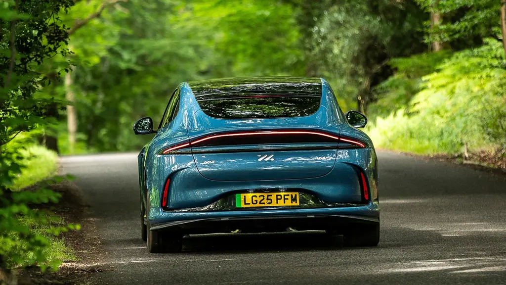 MG Motor UK im5 300kW Long Range 100kWh 5dr Auto