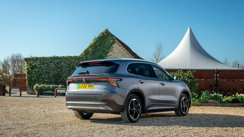 MG Motor UK MGS5 170kW Trophy EV Long Range 64kWh 5dr Auto