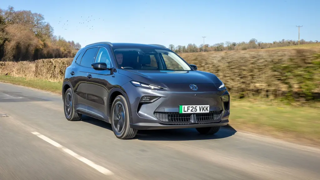 MG Motor UK MGS5 170kW Trophy EV Long Range 64kWh 5dr Auto