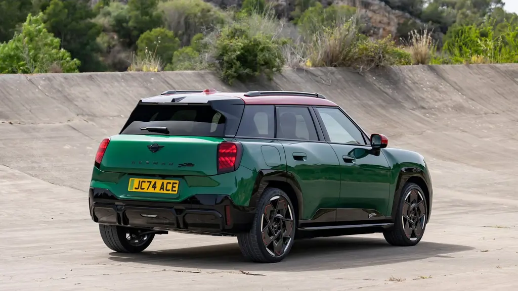 MINI Aceman 135kW E Exclusive Level 1 43kWh 5dr Auto
