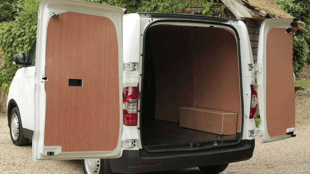 Maxus Deliver 3 E L1 Electric 118KW H1 Van 50.2Kwh Auto