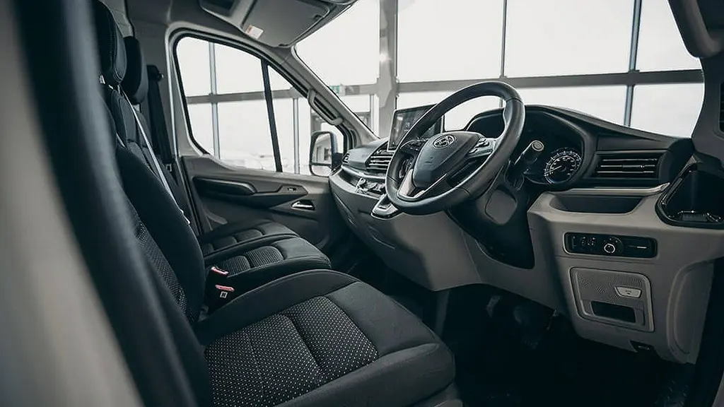Maxus Deliver 9 E MWB Electric FWD 150KW Chassis CAB 77KWH Auto