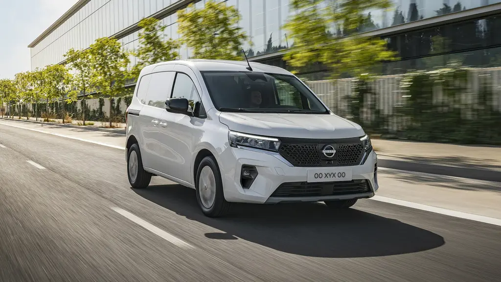 Nissan Townstar L2 Petrol 1.3 Tekna Van Auto Safety