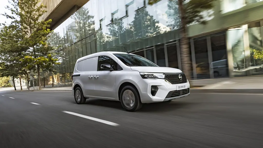 Nissan Townstar L2 Electric 90KW Tekna Crew Van Auto 45KWH