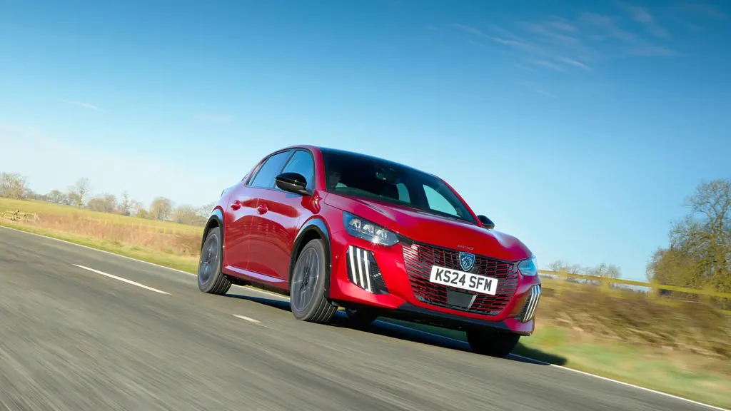 Peugeot 208 1.2 Hybrid 110 Allure 5dr e-DSC6
