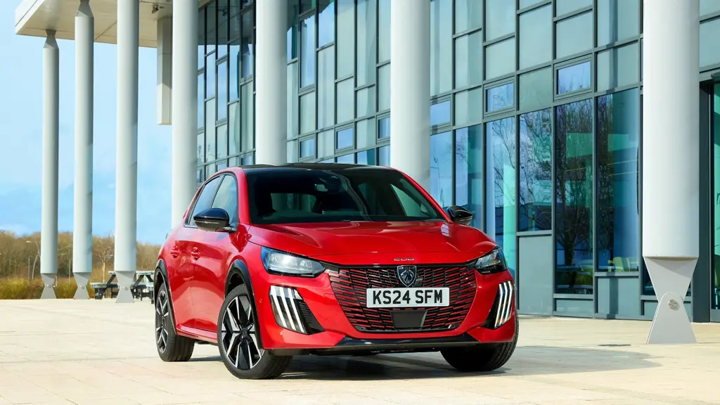 Peugeot 208 1.2 Hybrid 110 Allure 5dr e-DSC6