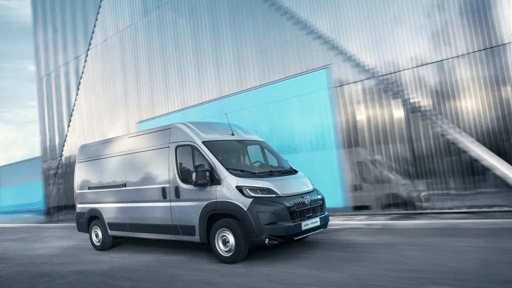 Peugeot Boxer 335 L2 Diesel 2.2 Bluehdi 140 H2 Van Asphalt