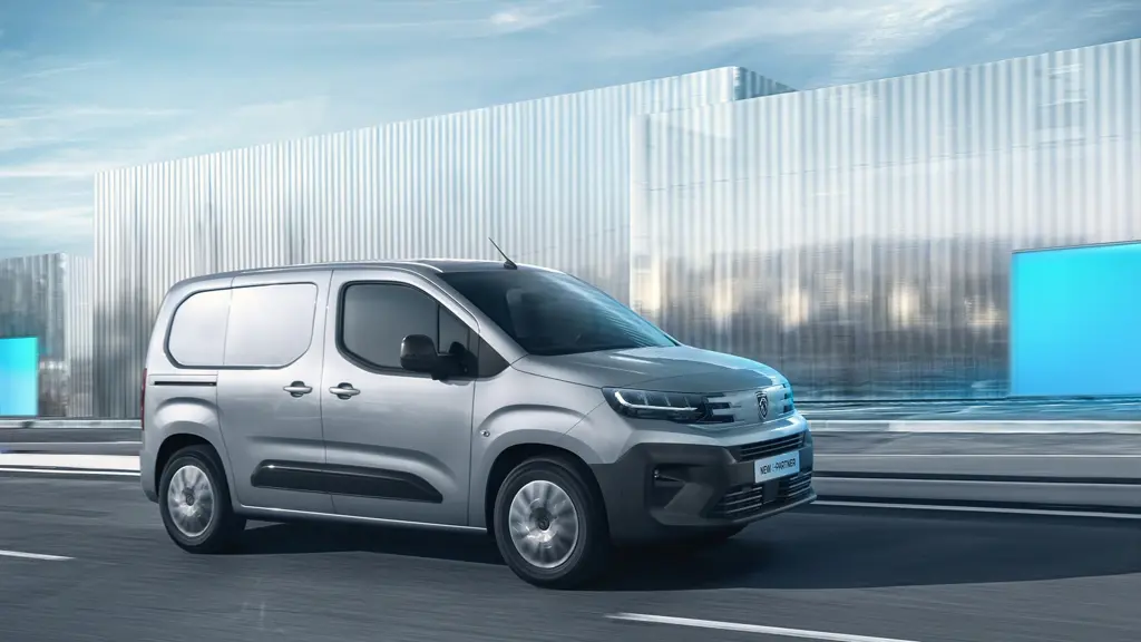Peugeot Partner E- Long 100KW 52KWH Professional Van Auto