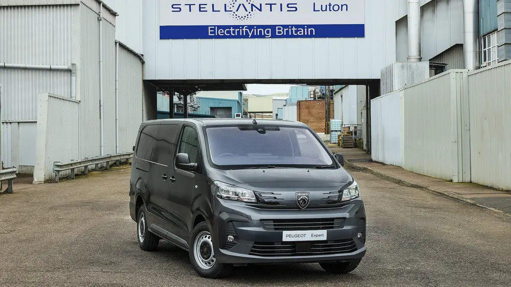 Peugeot Expert L2 Diesel 2.0 Bluehdi 145 Professional Crew Van