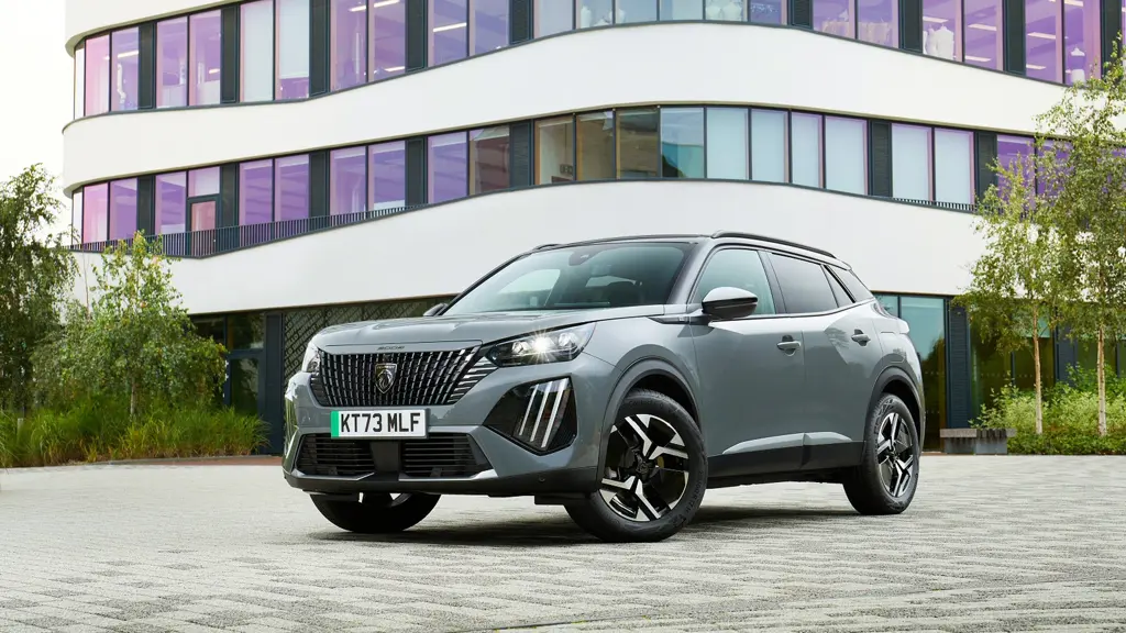 Peugeot 2008 1.2 Hybrid 145 GT 5dr e-DSC6