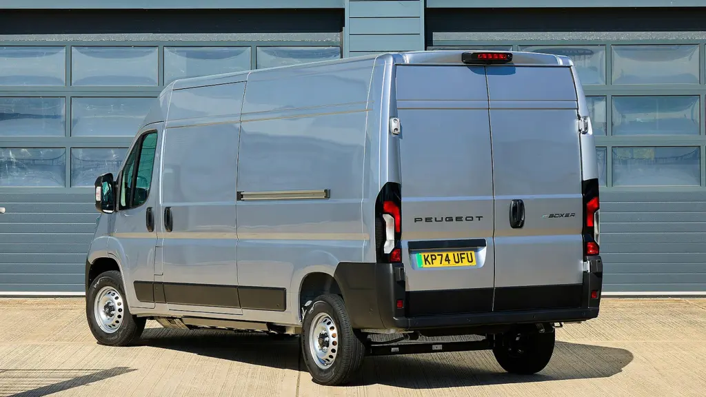 Peugeot Boxer E- 435 L3 205KW 110Kwh H2 Van Professional Auto 22KW