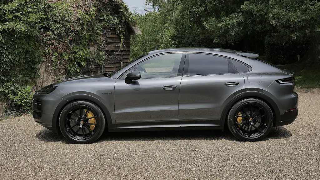 Porsche Cayenne Turbo E-Hybrid 5dr Tiptronic S GT Package