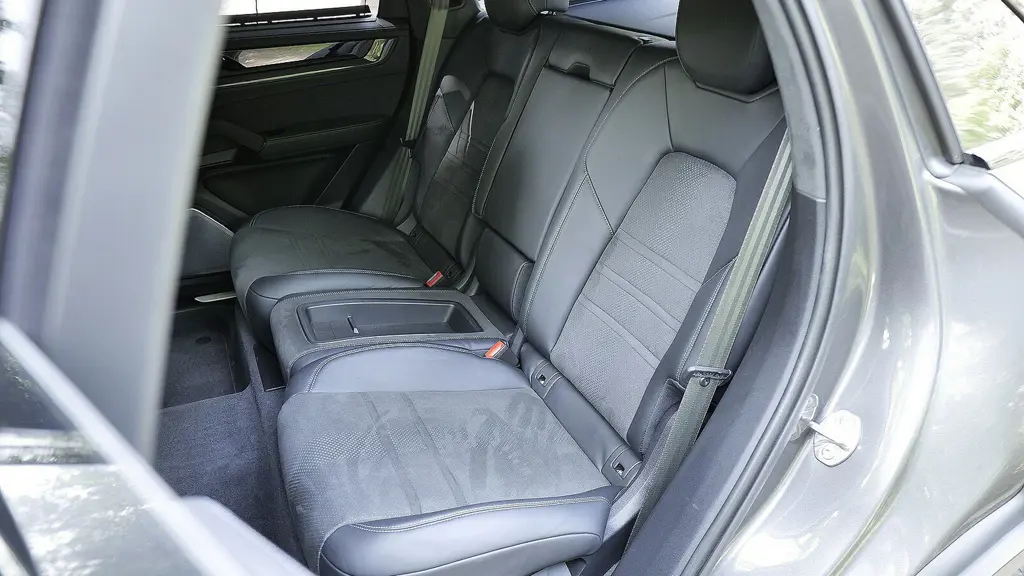 Porsche Cayenne Turbo E-Hybrid 5dr Tiptronic S GT Package