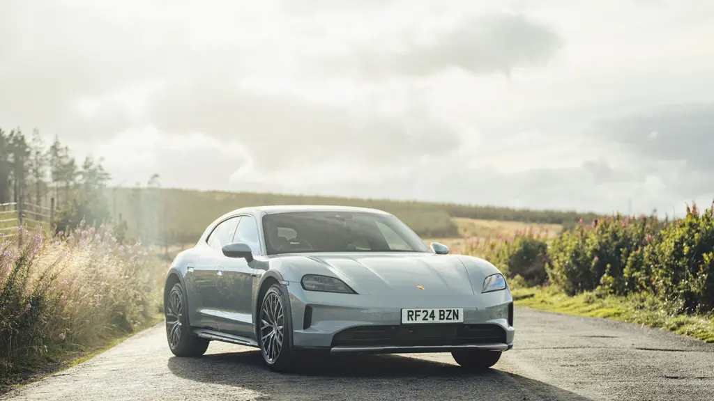 Porsche Taycan 649kW Turbo 105kWh 5dr E-Shift 5 Seat