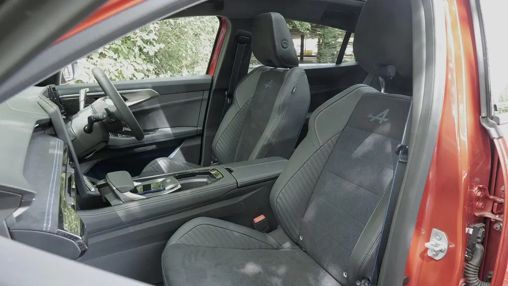 Renault Rafale E-Tech PHEV Atelier Alpine AWD 5dr Auto