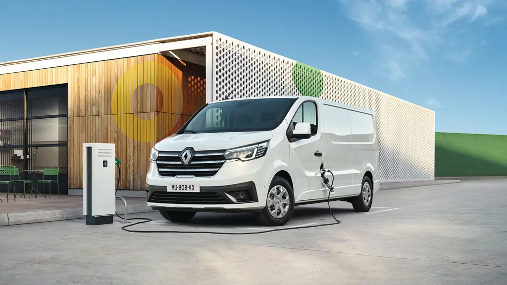 Renault Trafic E-Tech LWB Electric LL30 90KW 52KWH Advance Van Auto