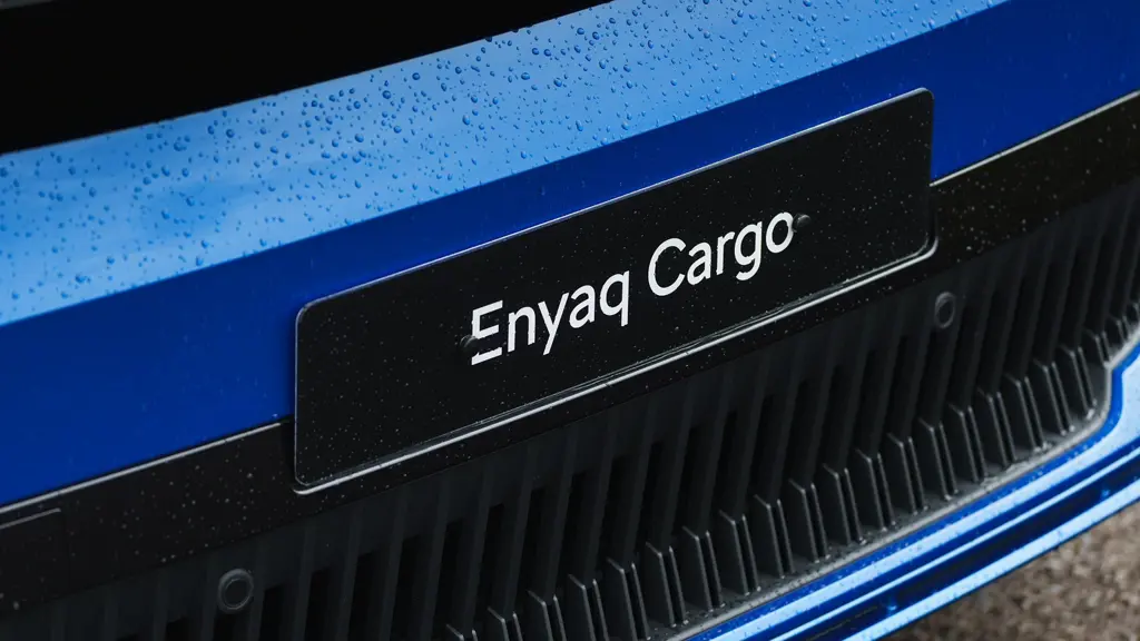 Skoda Enyaq Electric 210KW 84KWH 85 SE L Cargo Auto Strongs