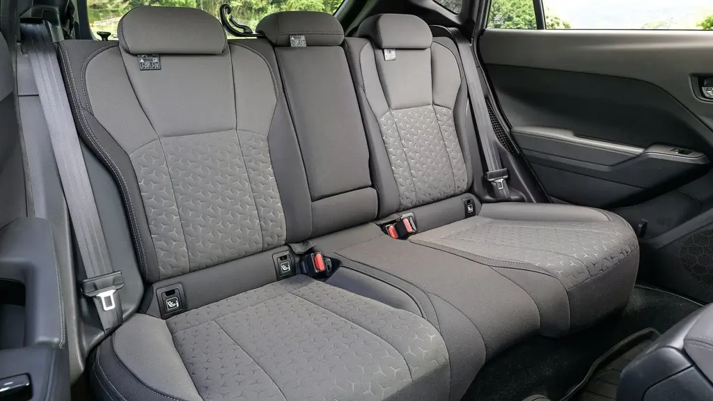 Subaru Crosstrek 2.0i e-Boxer Limited 5dr Lineartronic