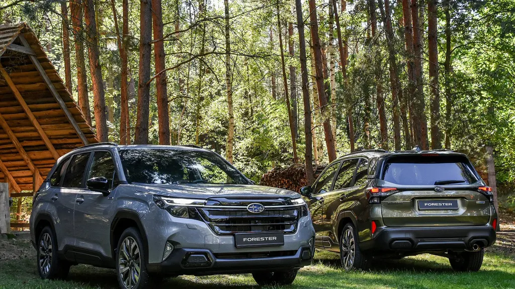 Subaru Forester 2.0i e-Boxer Touring 5dr Lineartronic