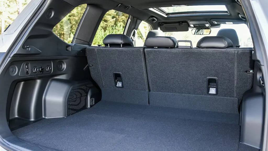 Subaru Forester 2.0i e-Boxer Touring 5dr Lineartronic