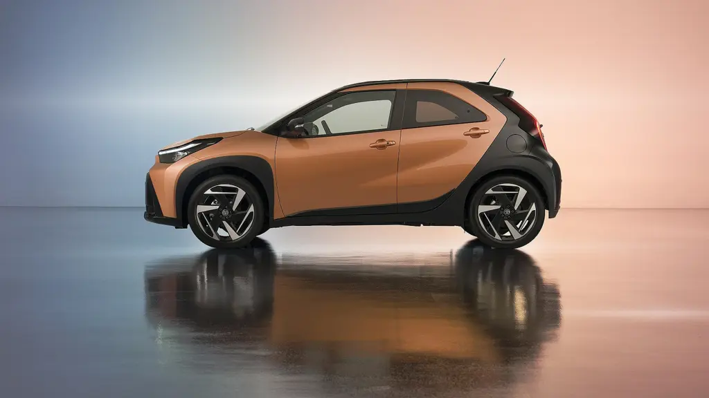 Toyota Aygo X 1.5 Hybrid Excel 5dr CVT Premium Pack