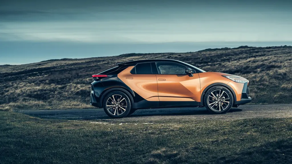 Toyota C-HR 1.8 Hybrid Excel 5dr CVT