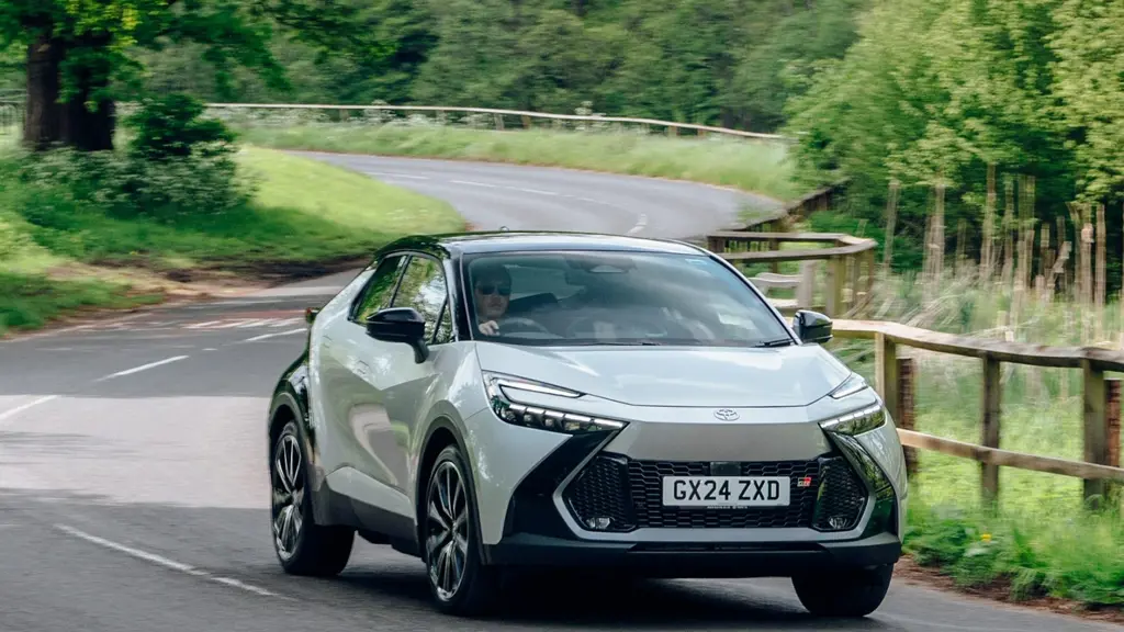 Toyota C-HR 2.0 PHEV Excel 5dr CVT JBL/Tech Pack